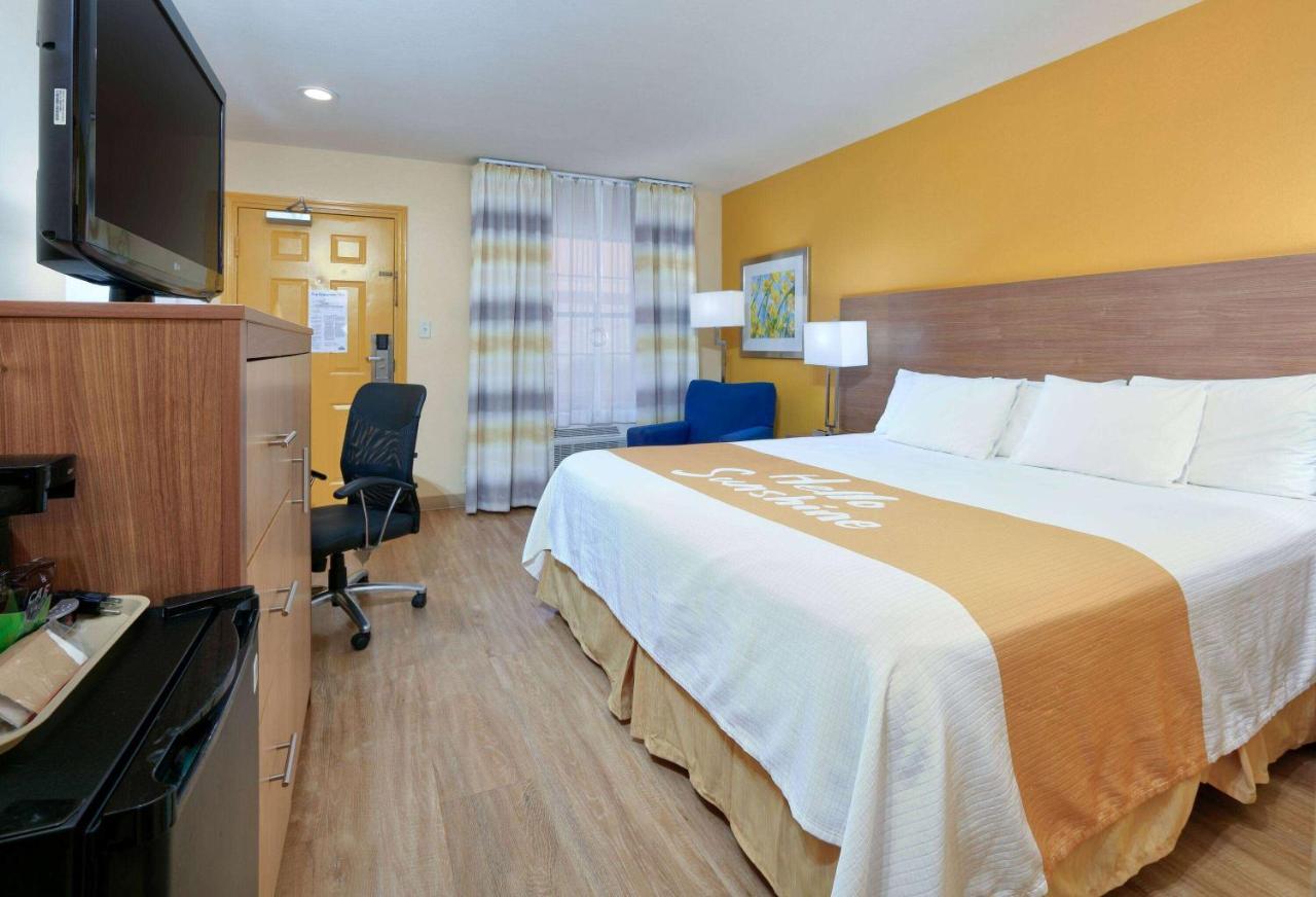 Days-Inn By Wyndham Batesville Ar Luaran gambar