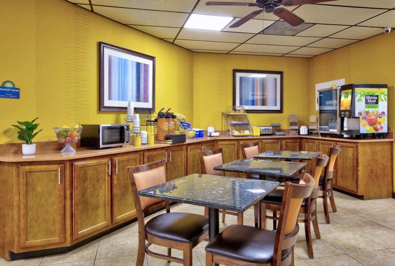 Days-Inn By Wyndham Batesville Ar Luaran gambar