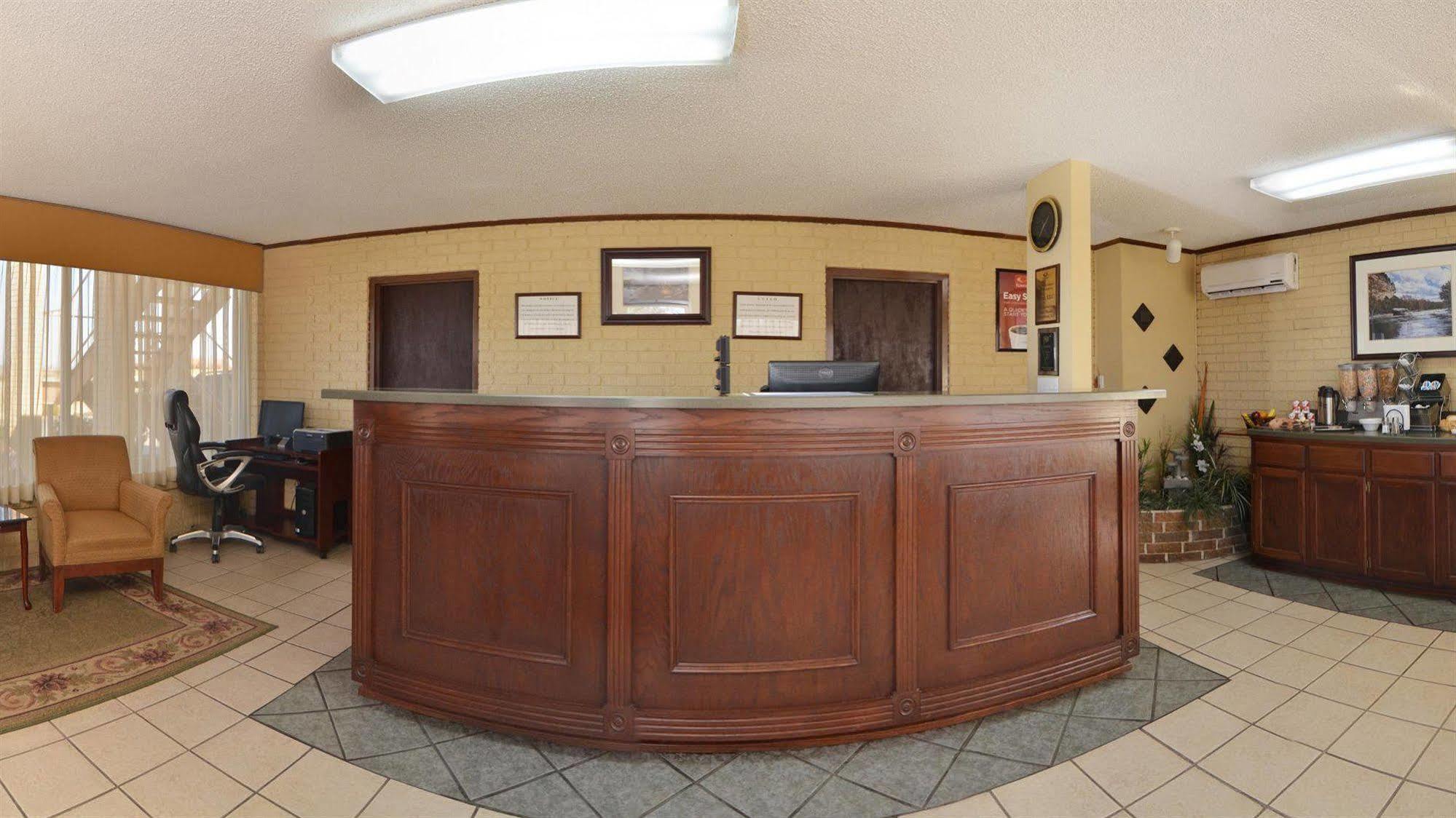 Days-Inn By Wyndham Batesville Ar Luaran gambar